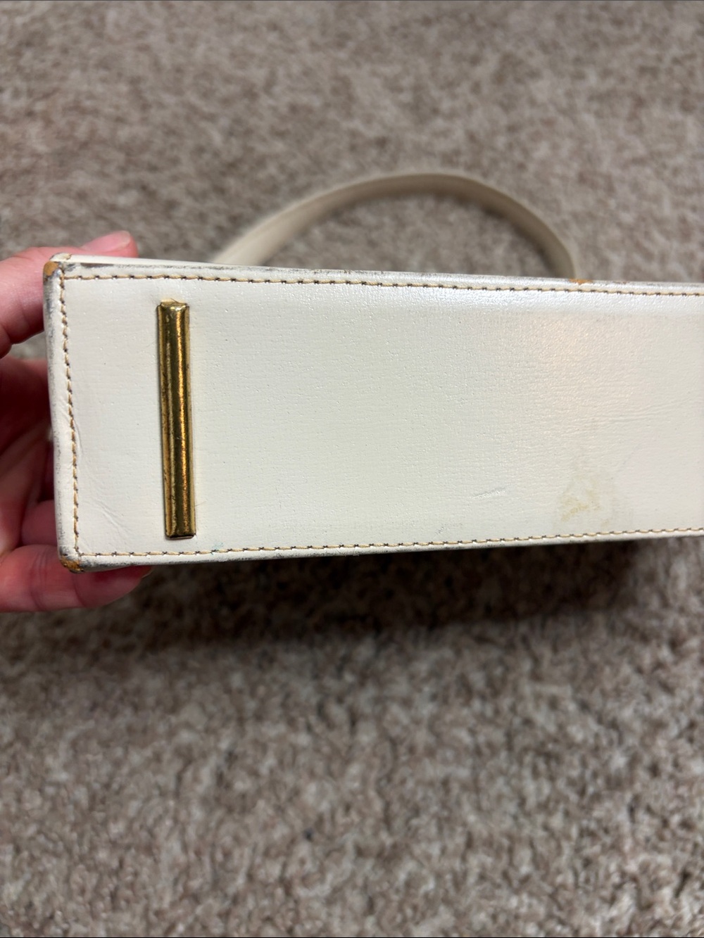 Fassbender Vintage Elegant Cream Top-Handle Handbag with Gold Hardware - Picture 4 of 17